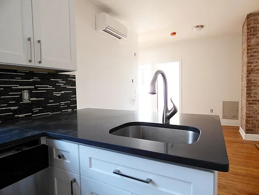 Rented by BIG Management NY | media 2