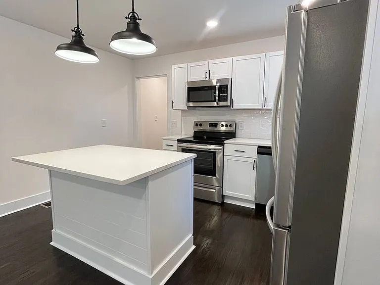 1402 Montgomery Ave #B — Photo 10