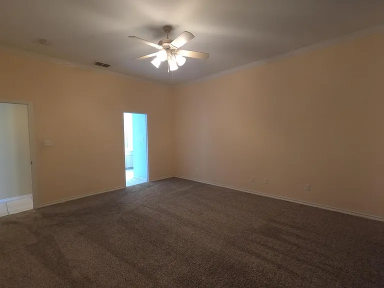 13554 Peseta Ct — Photo 9