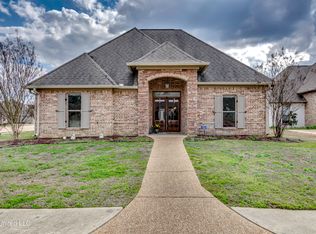 601 Emerald Ct, Brandon, MS 39047