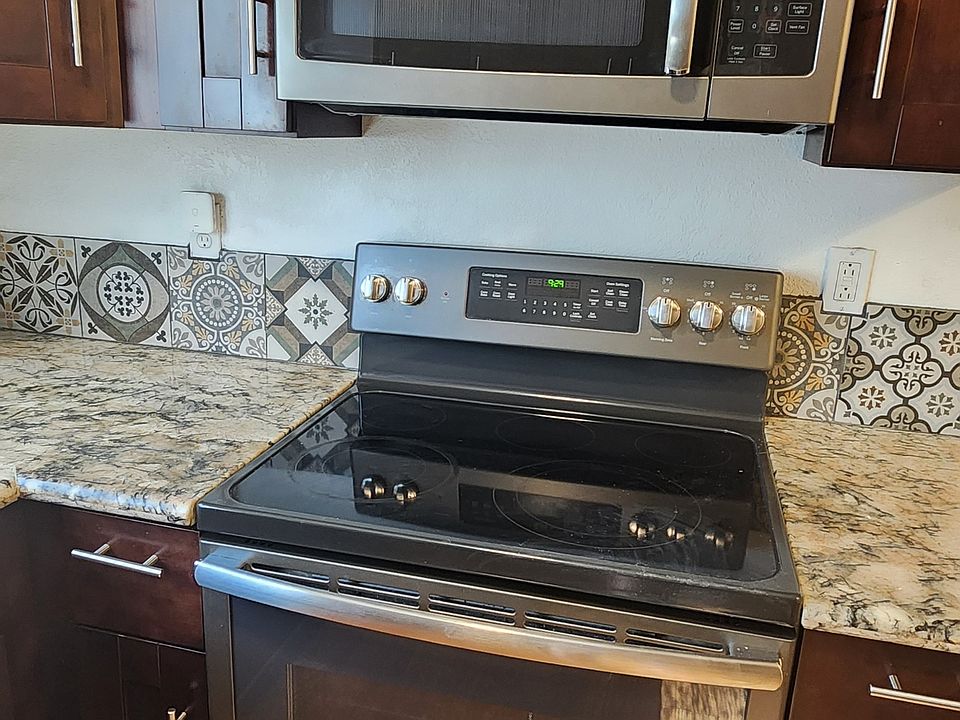 1st image of 2714 N Edith Blvd #B
