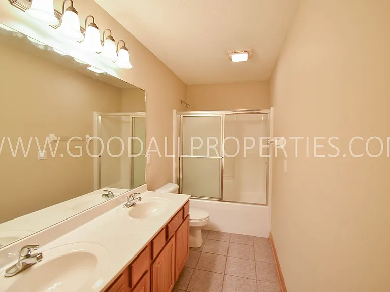 6304 NW 94th St — Photo 22