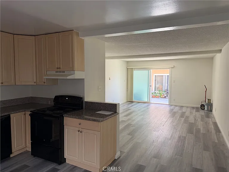 224 Lomita St — Photo 6