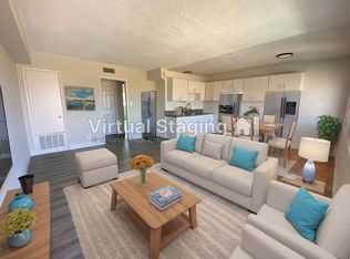 1226 W 98th St APT 4, Los Angeles, CA 90044