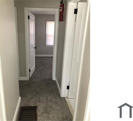 2nd image of 4918 Cypress Rd