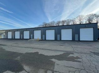 498 Washington St, Coventry, RI 02816