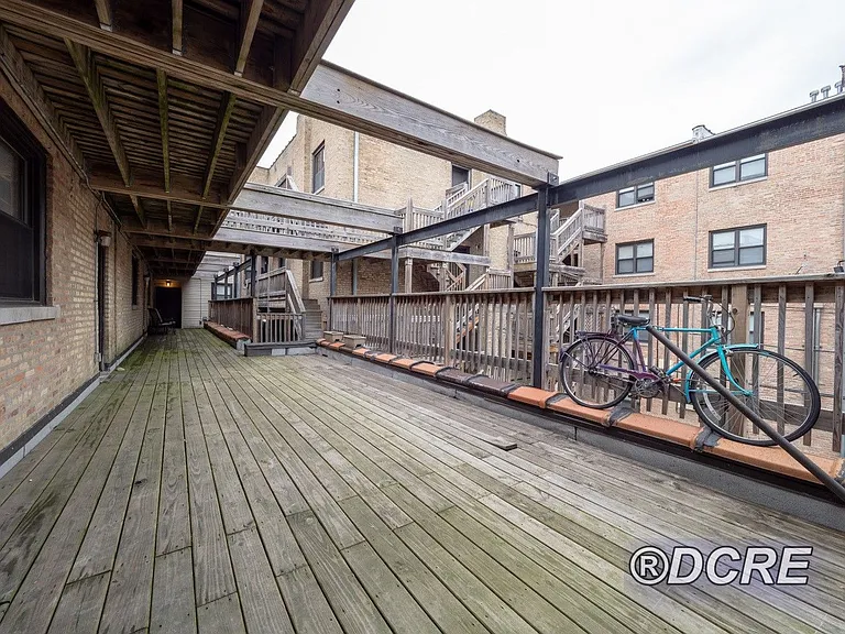1522 W Howard St #2W — Photo 8