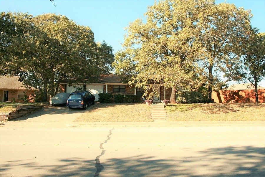 1st image of 7709 Hightower Dr