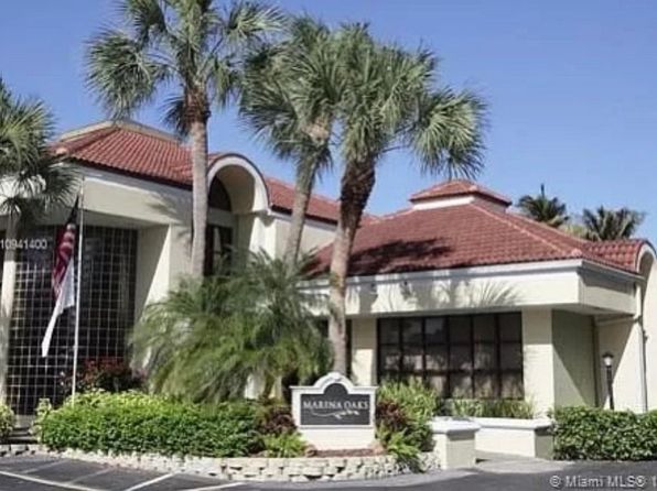 2445 SW 18th Ter APT 301