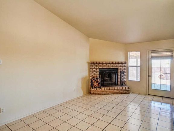 5th image of 2640 W Calle Cuero De Vaca