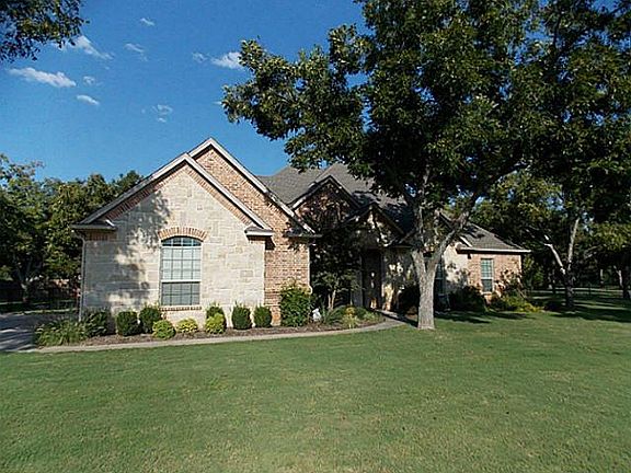2nd image of 9006 Sawgrass Ct