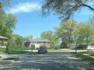 7212 Blue Ridge Dr, Omaha, NE 68147
