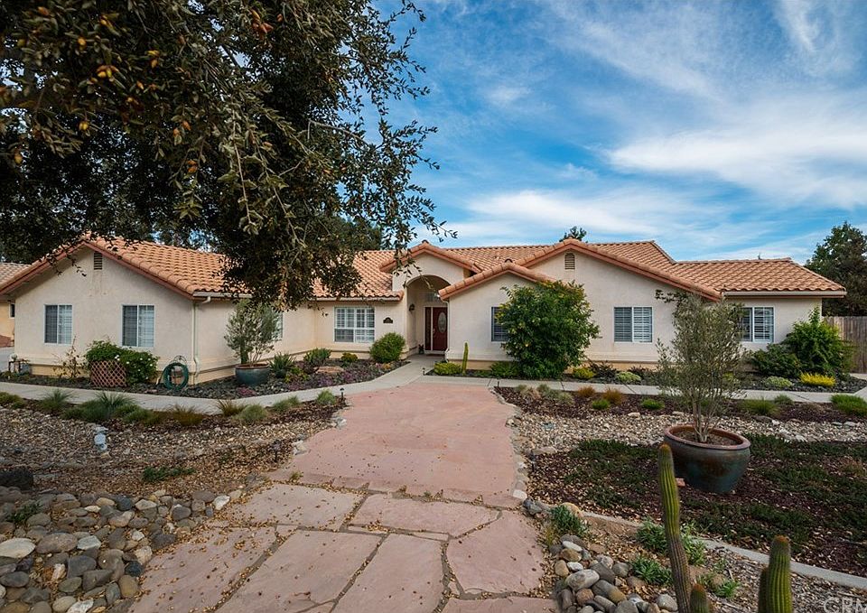 1st image of 1045 La Serenata Way
