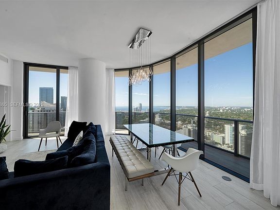 3rd image of 55 SW 9th St APT 4406