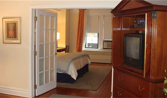 5th image of 23 E 74th St APT 2B