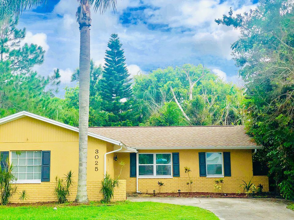 1st image of 3025 Sarah Dr