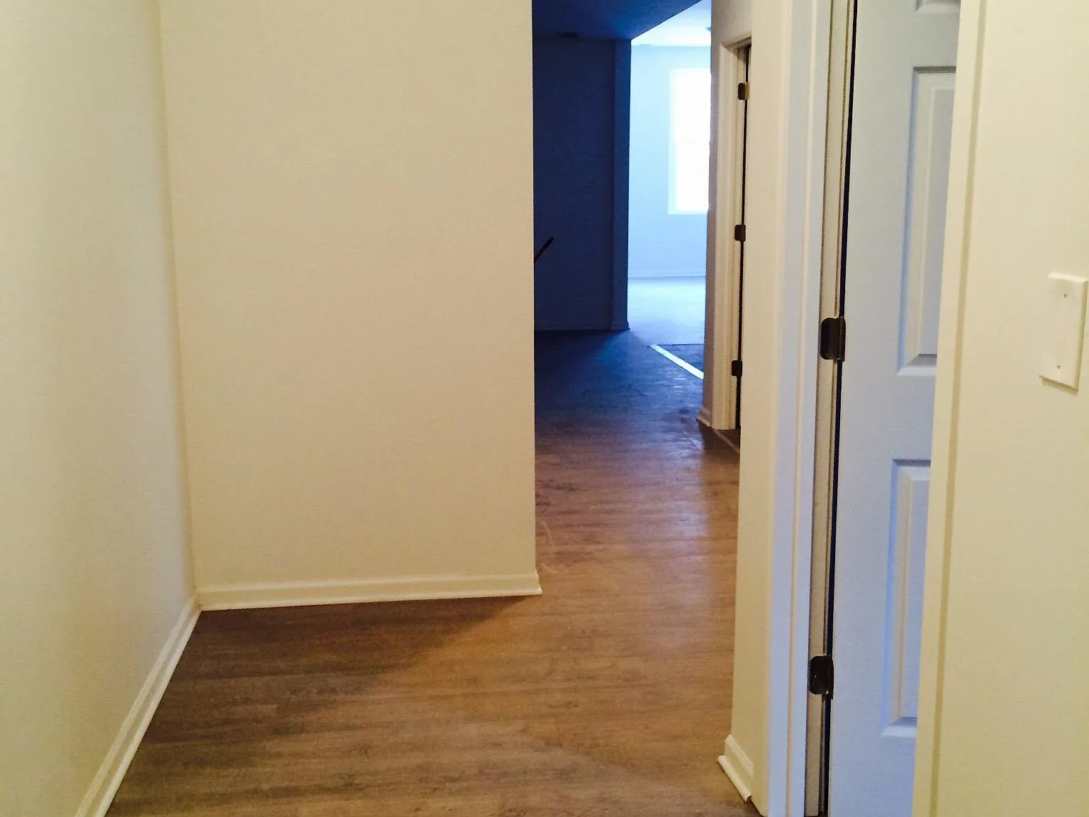 2 bed, 972 sqft, $2,000 — Photo 2