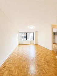 445 Fifth Avenue, #23G