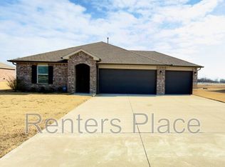 14 Stonegate Dr, Pryor, OK 74361
