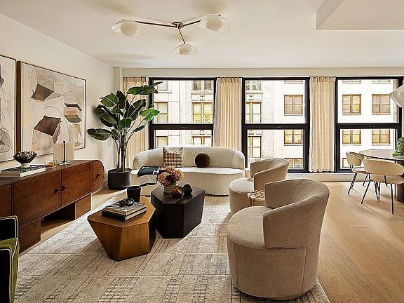 5th image of 21 W 17th St #7