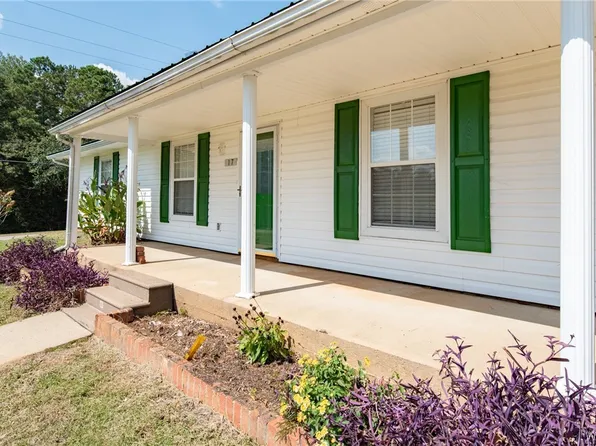 17 Sandpiper St, Carrollton, AL 35447