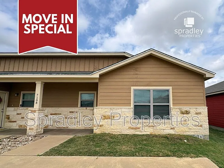 7108B Cameron Park Rd #R — Photo 1