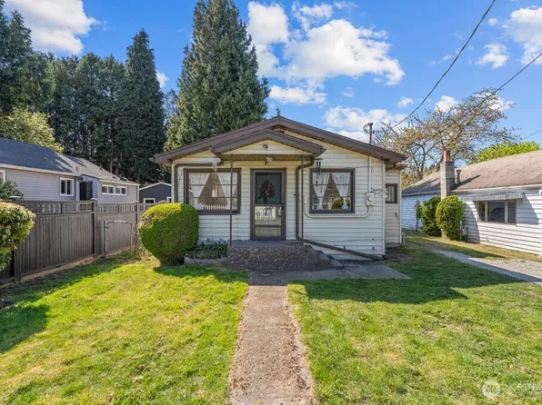 12215 44th Avenue S, Tukwila, WA 98178