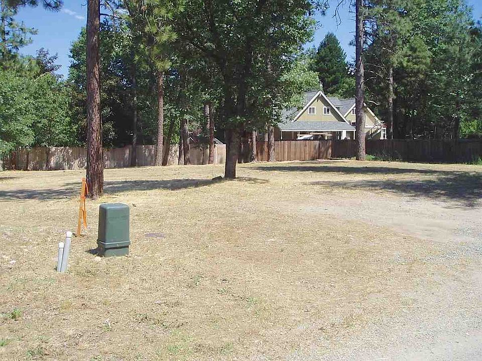 2nd image of 276 Miller Ct