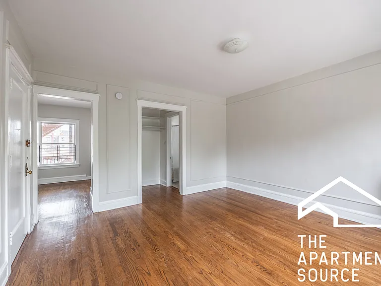2627 N Spaulding Ave #2E — Photo 5