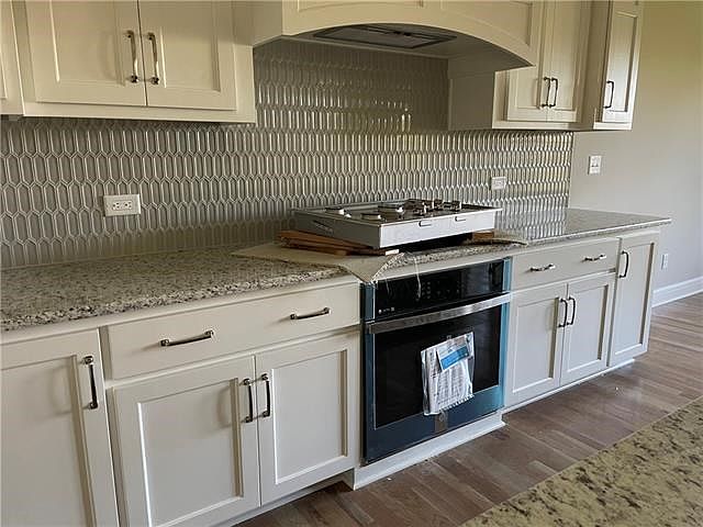 2nd image of 10201 N Smalley Dr