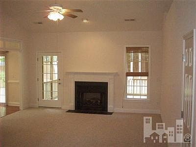 3rd image of 10156 N N Olde Towne Wynd
