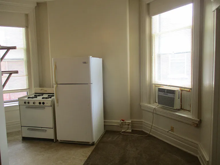 1520 S 3rd St — Photo 3