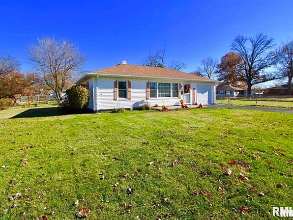 5th image of 2714 N Golf Dr