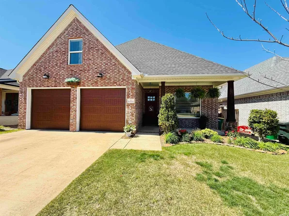 8 Bentwood Ln, Little Rock, AR 72223