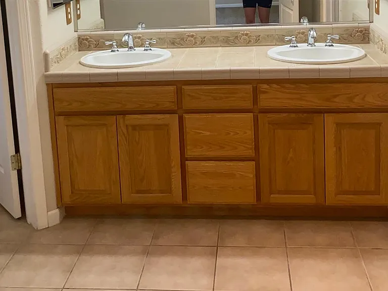 490 Briarwood Dr — Photo 28