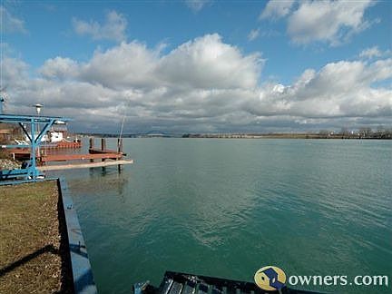 sprctacular views $200,000