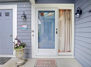 96 Fawn Ridge Ln UNIT 96, Norwalk, CT 06851