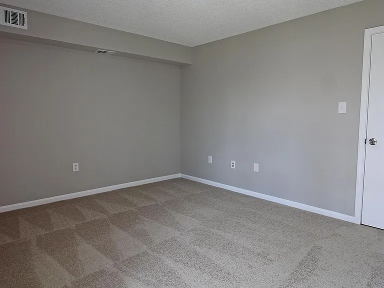 10208 Bushman Dr #421 — Photo 12