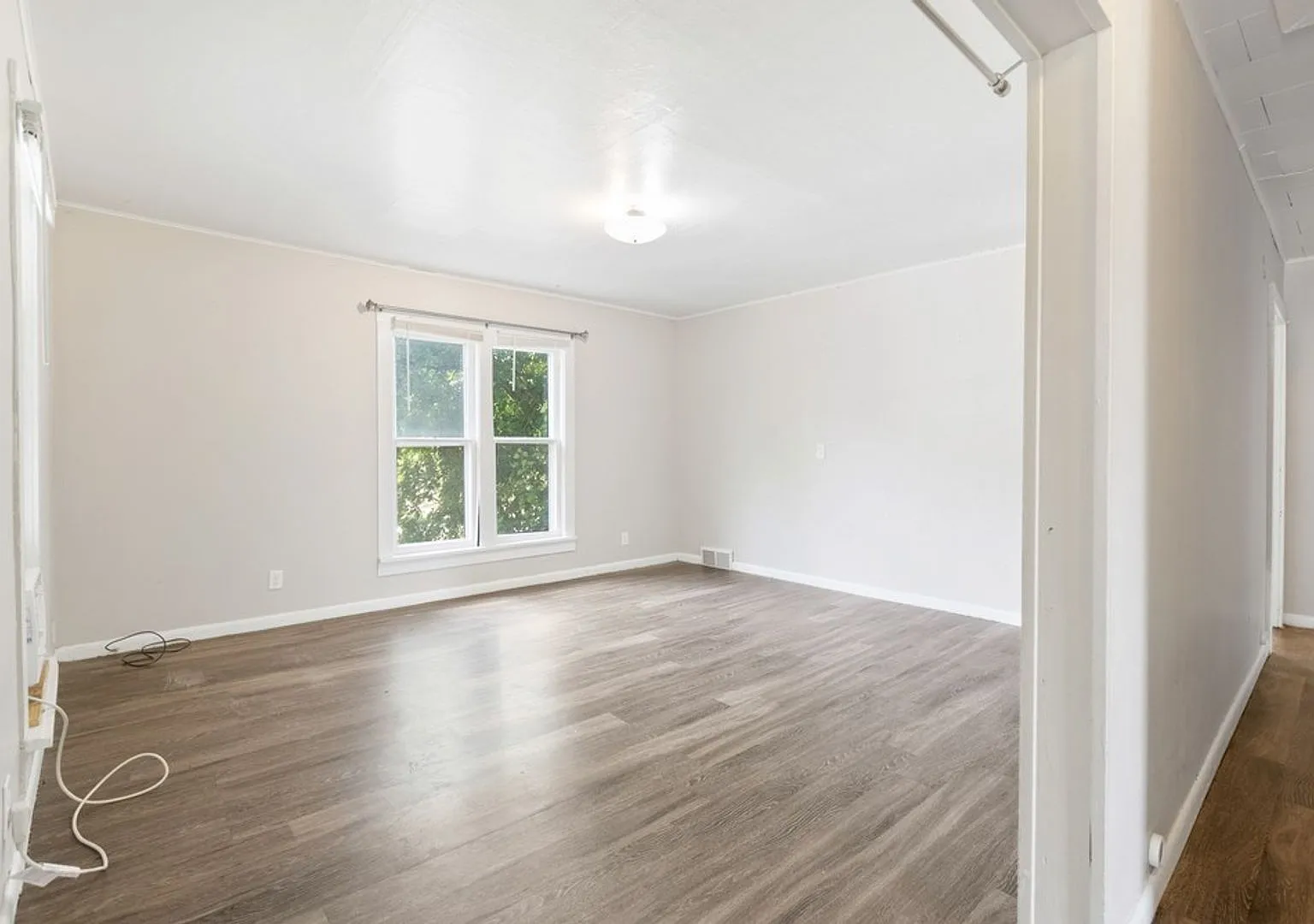 1012 Clay St - Cedar Falls — Photo 1