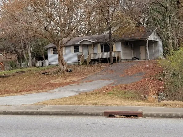 2621 Dalton Pike SE, Cleveland, TN 37323