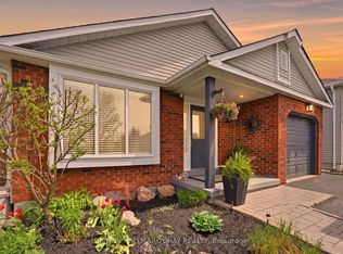 23 Gosney Cres, Barrie, ON L4N6T6