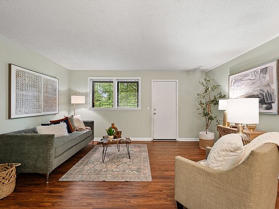 4th image of 2929 Selena Dr #16