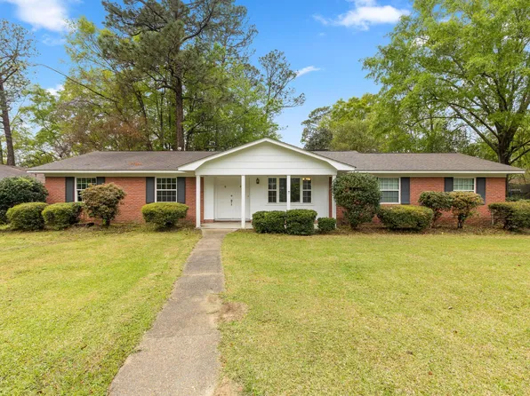 1303 Windsor Dr, Hattiesburg, MS 39402