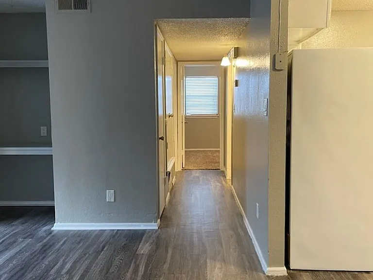 Bryant Grove Apartments — Photo 51