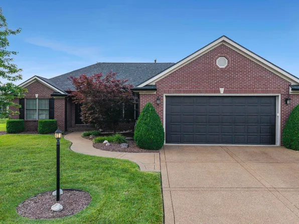 834 Saint Giles Ct, Evansville, IN 47725