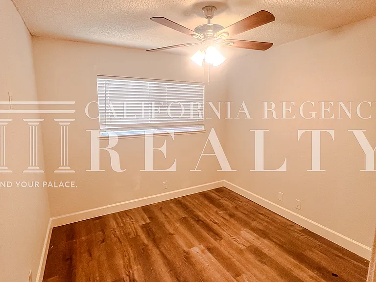 7047 Greenback Ln #A — Photo 13