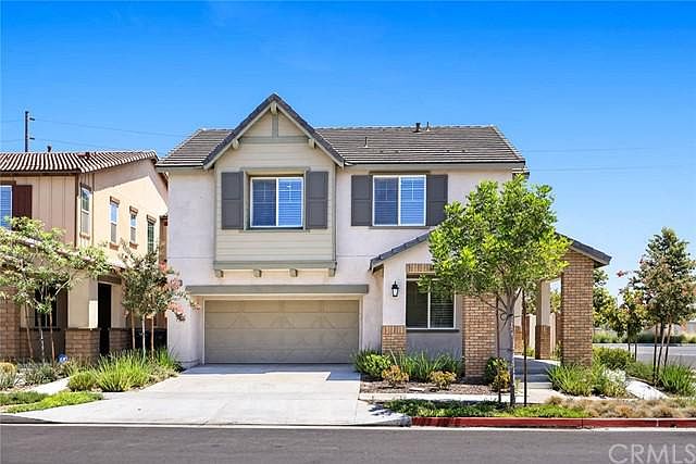 1st image of 15769 Myrtlewood Ave