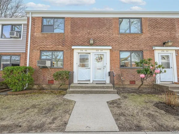 21606 68th Avenue #DUPLE, Oakland Gardens, NY 11364