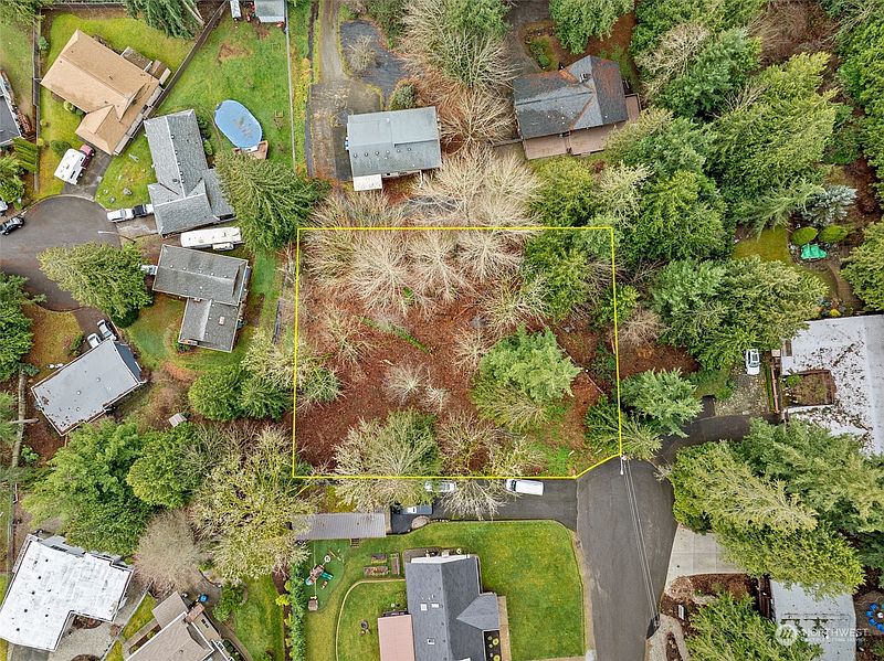 2nd image of 132 XX SE 231st Street