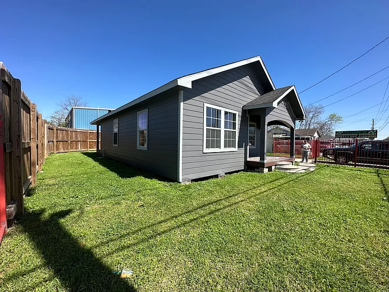 2105 Tidwell Rd — Photo 18